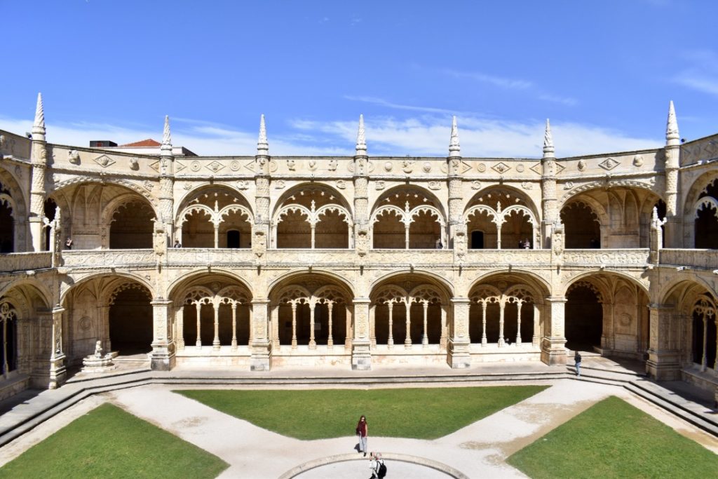 Lisbonne cloitre Mosteiro dos Jeronimos