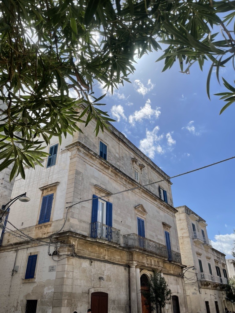 Ostuni ville blanche les Pouilles Italie