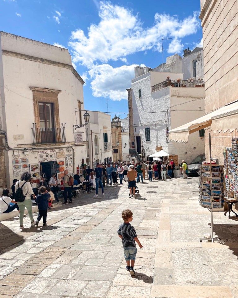 Ostuni ville blanche les Pouilles Italie