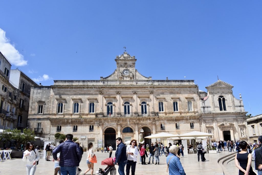 Ostuni ville blanche les Pouilles Italie