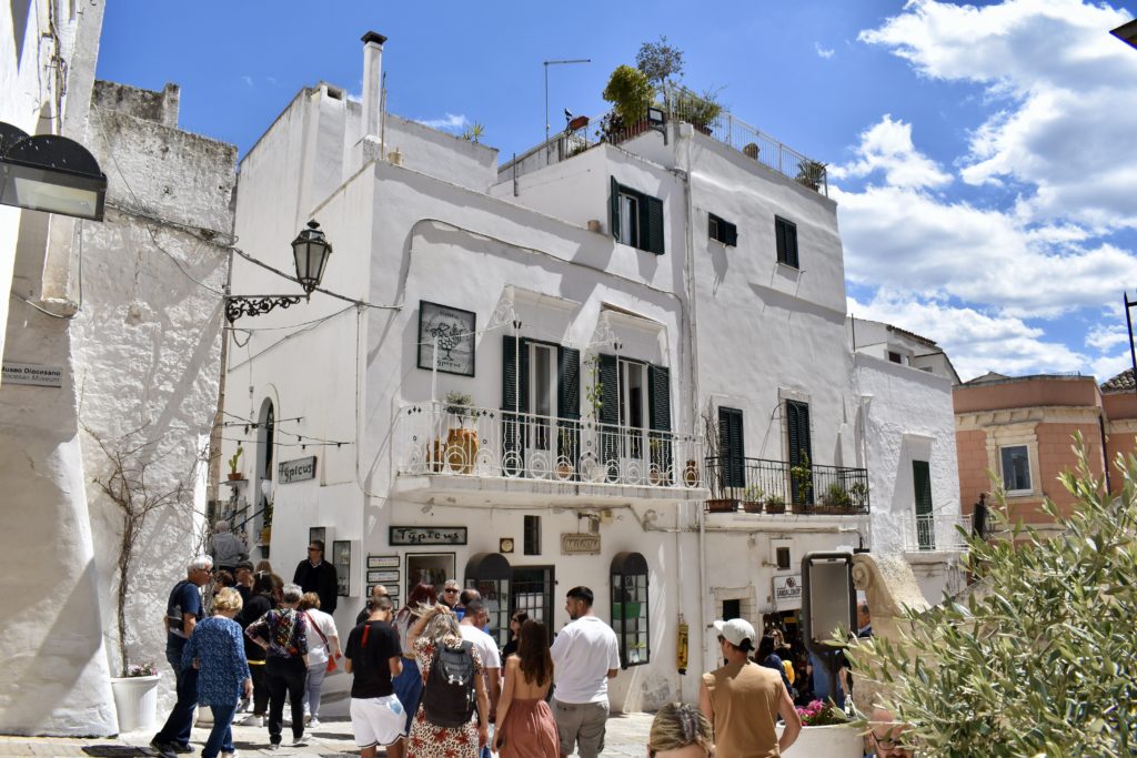 Ostuni ville blanche les Pouilles Italie