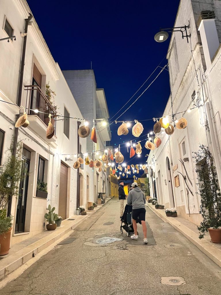 Quartier-Aia-Piccola-Alberobello-Les-Pouilles-Italie